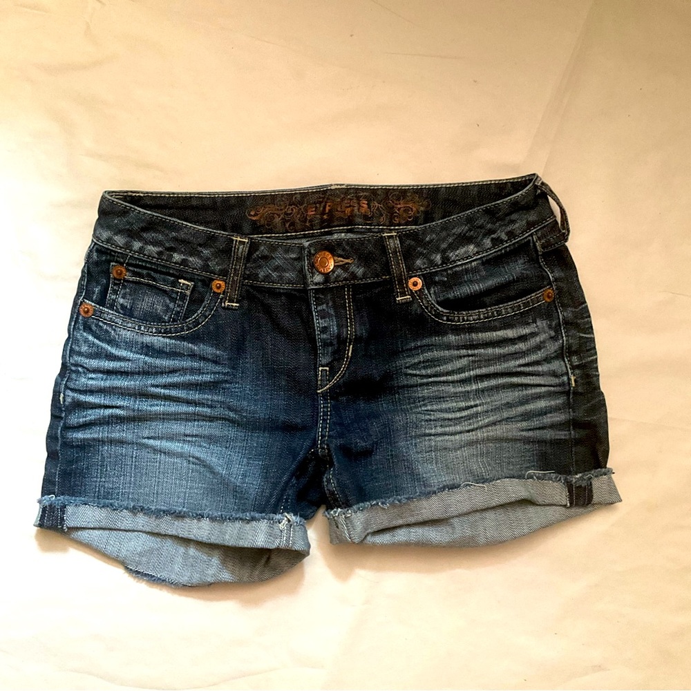 Express Jeans Rolled Cuff Jean Shorts Dark Wash Women's 2 Booty Summer